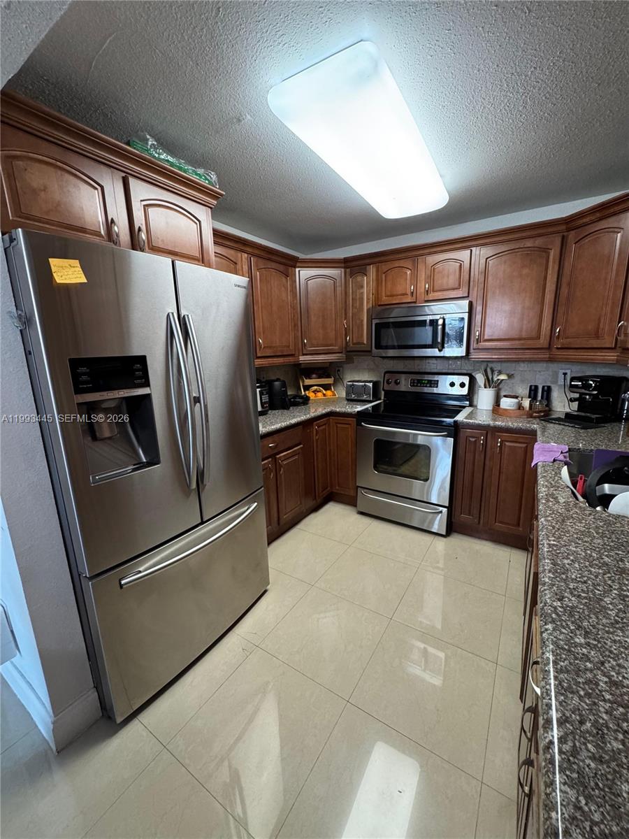 CORAL GATE EAST CONDO - Residential