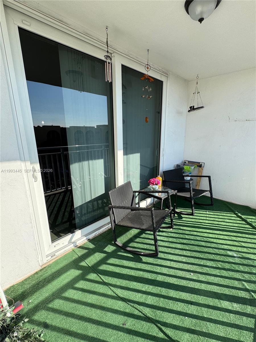 CORAL GATE EAST CONDO - Residential