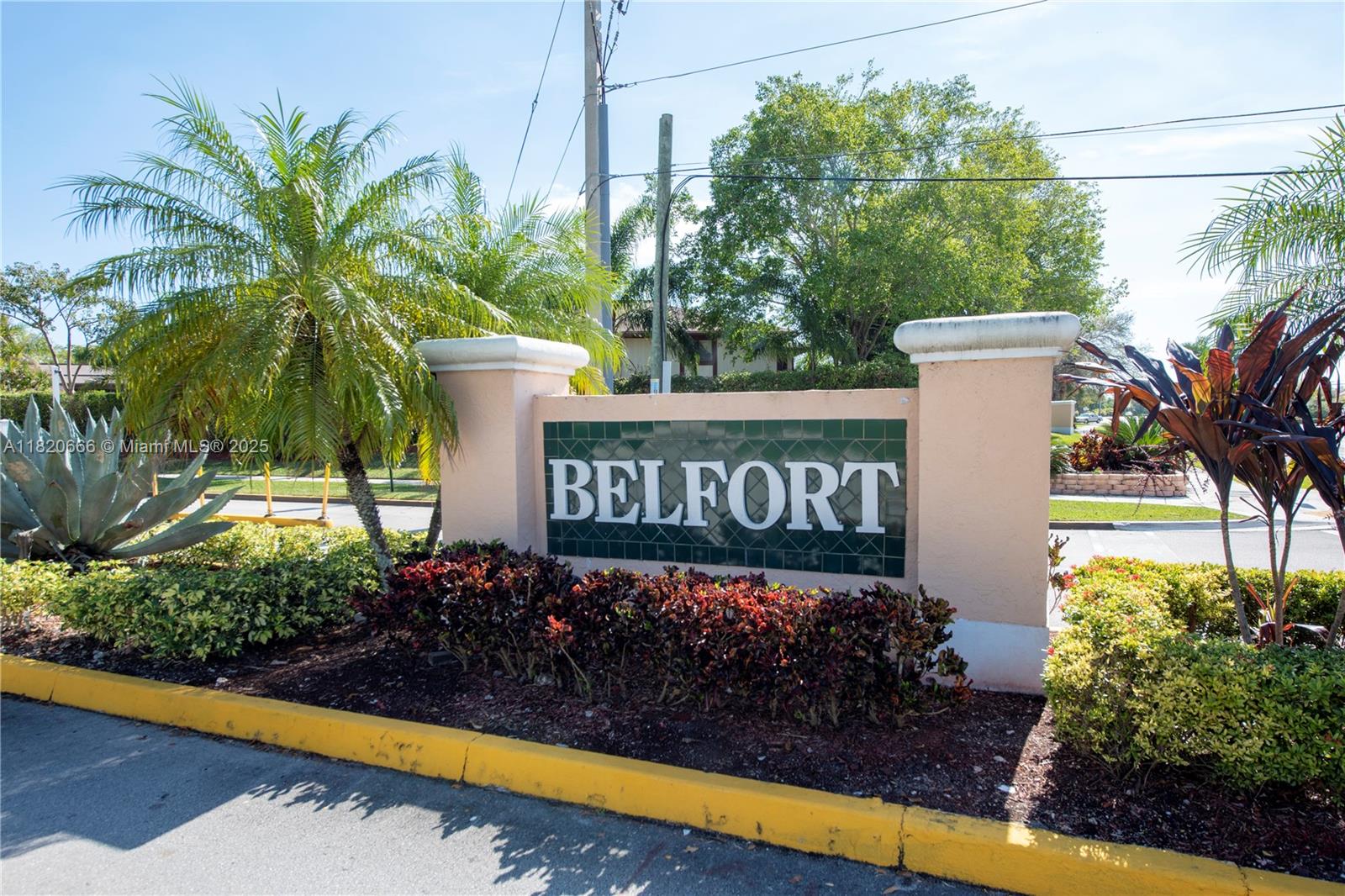 Property for Sale at 9522 N Belfort Cir 106, Tamarac, Broward County, Florida - Bedrooms: 2 
Bathrooms: 2  - $179,500