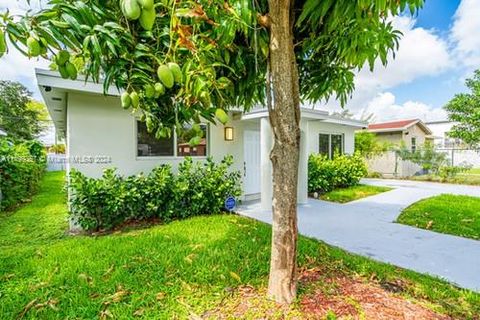Single Family Residence in Miami FL 1144 74th St St.jpg