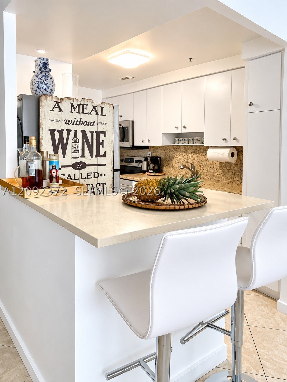 9195 Collins Ave 1106