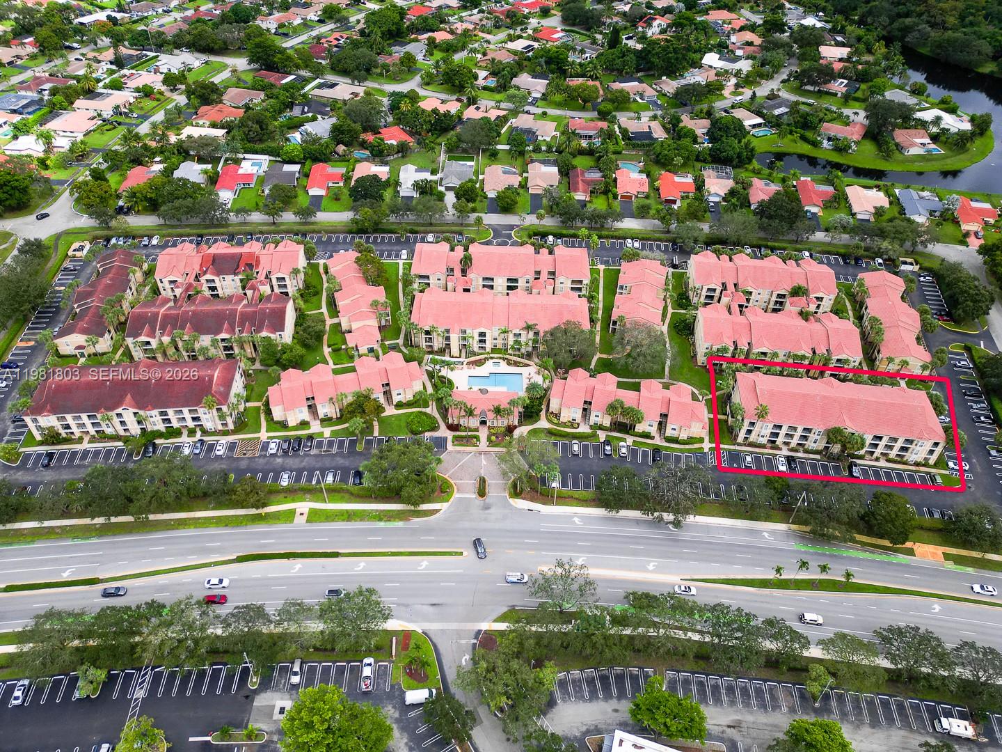 SAVANNAH AT RIVERSIDE CON - Residential