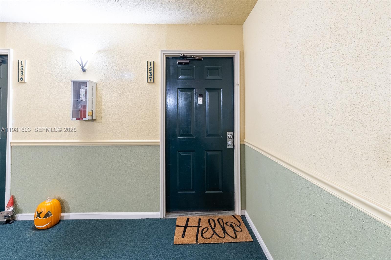 SAVANNAH AT RIVERSIDE CON - Residential