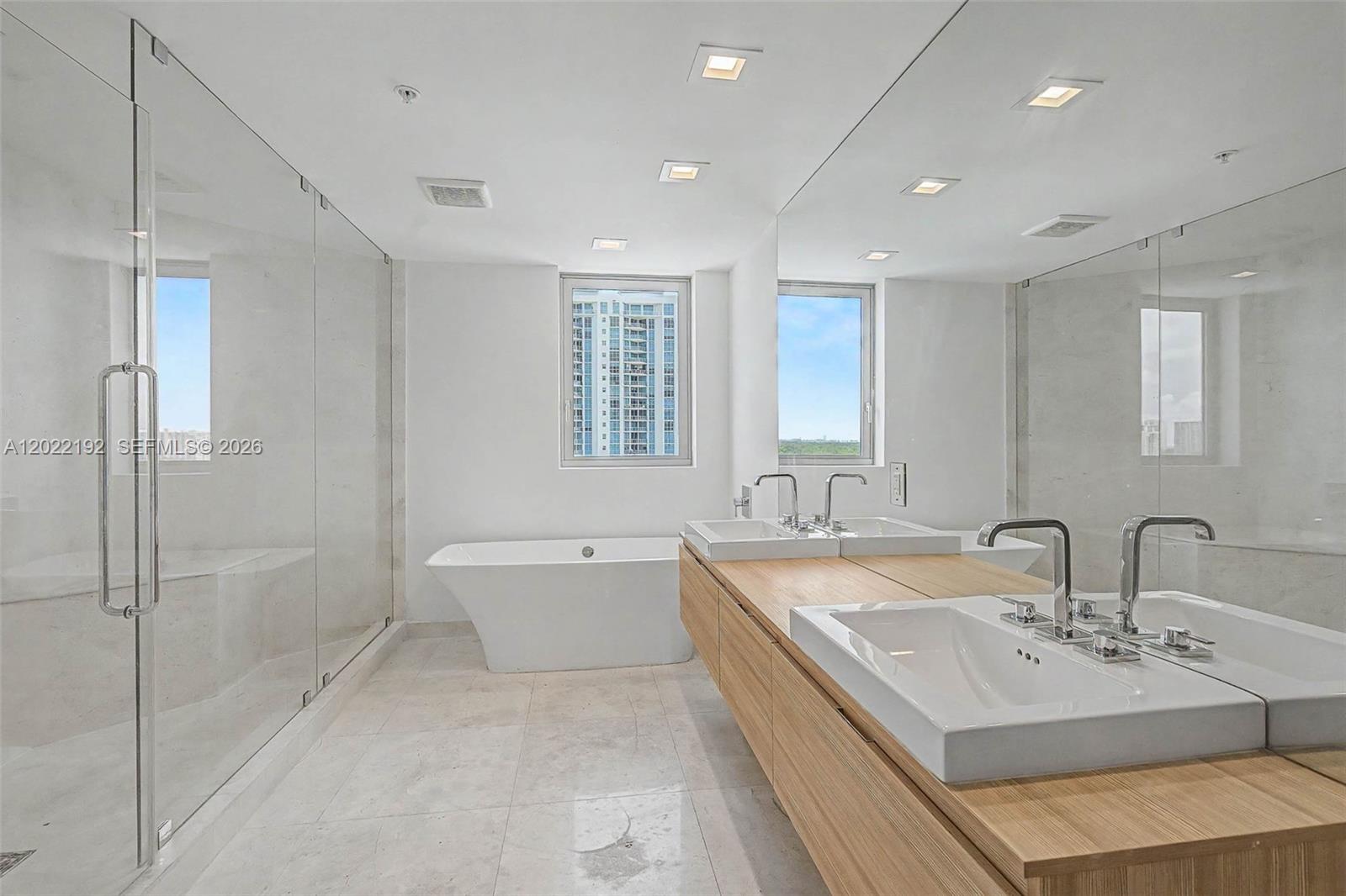 MARINA PALMS RESIDENCES S - Residential
