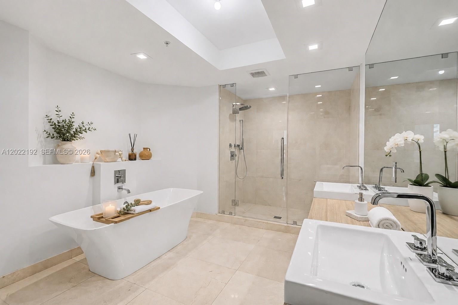 MARINA PALMS RESIDENCES S - Residential
