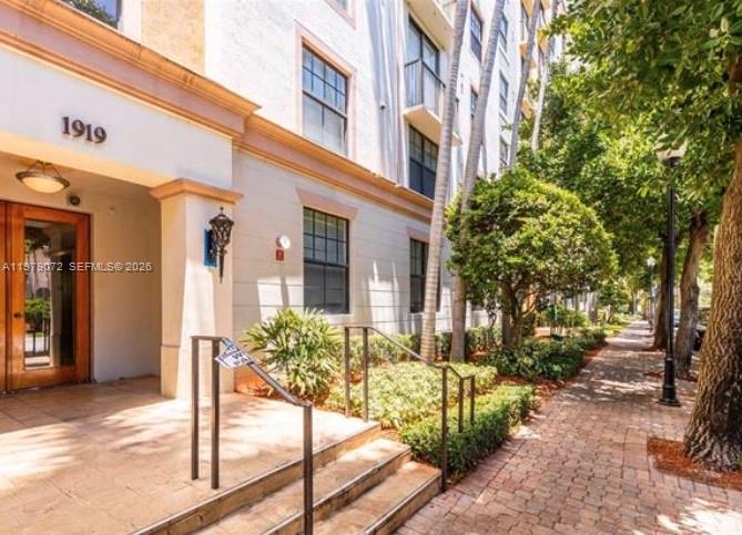 REGENT PARK CONDO - Residential Lease