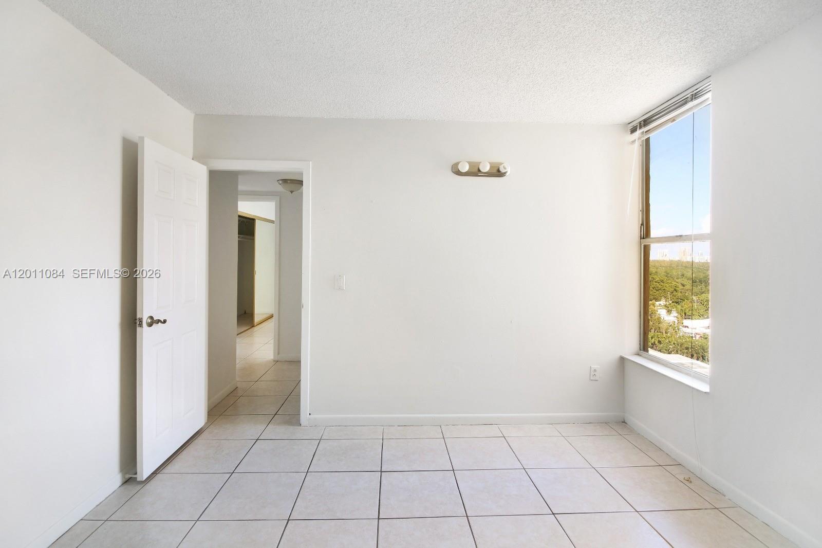 VECINO DEL MAR CONDO - Residential