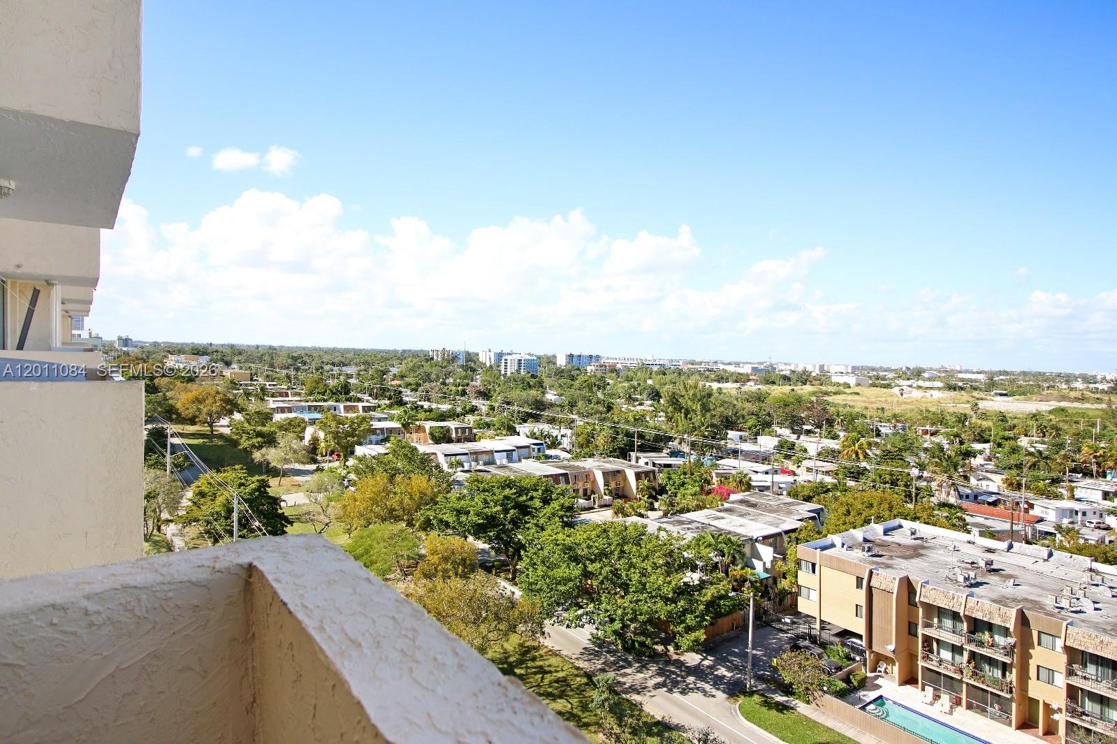 VECINO DEL MAR CONDO - Residential