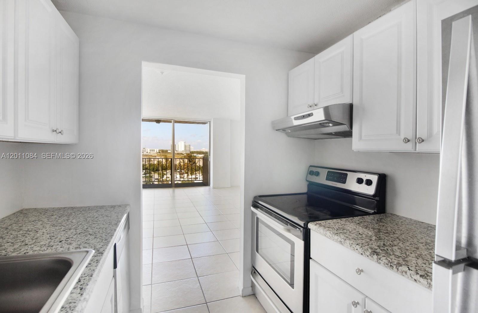 VECINO DEL MAR CONDO - Residential