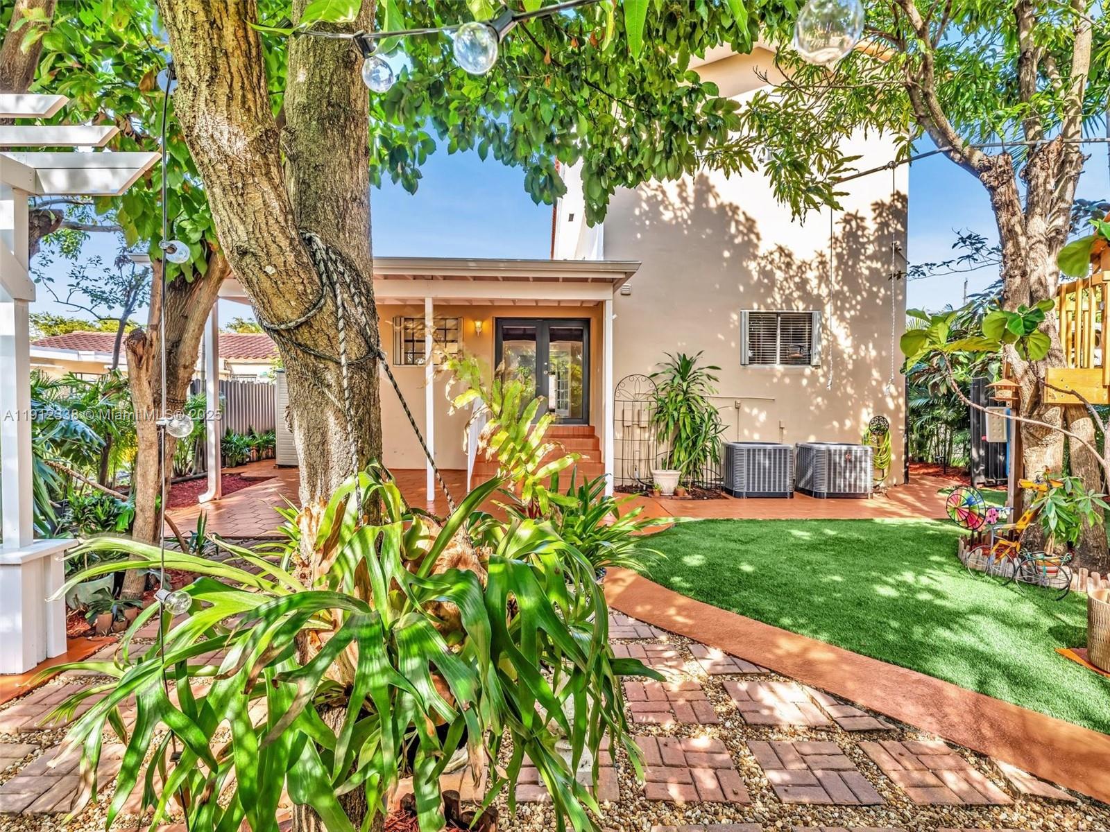 FAIRLAWN - Residential Lease