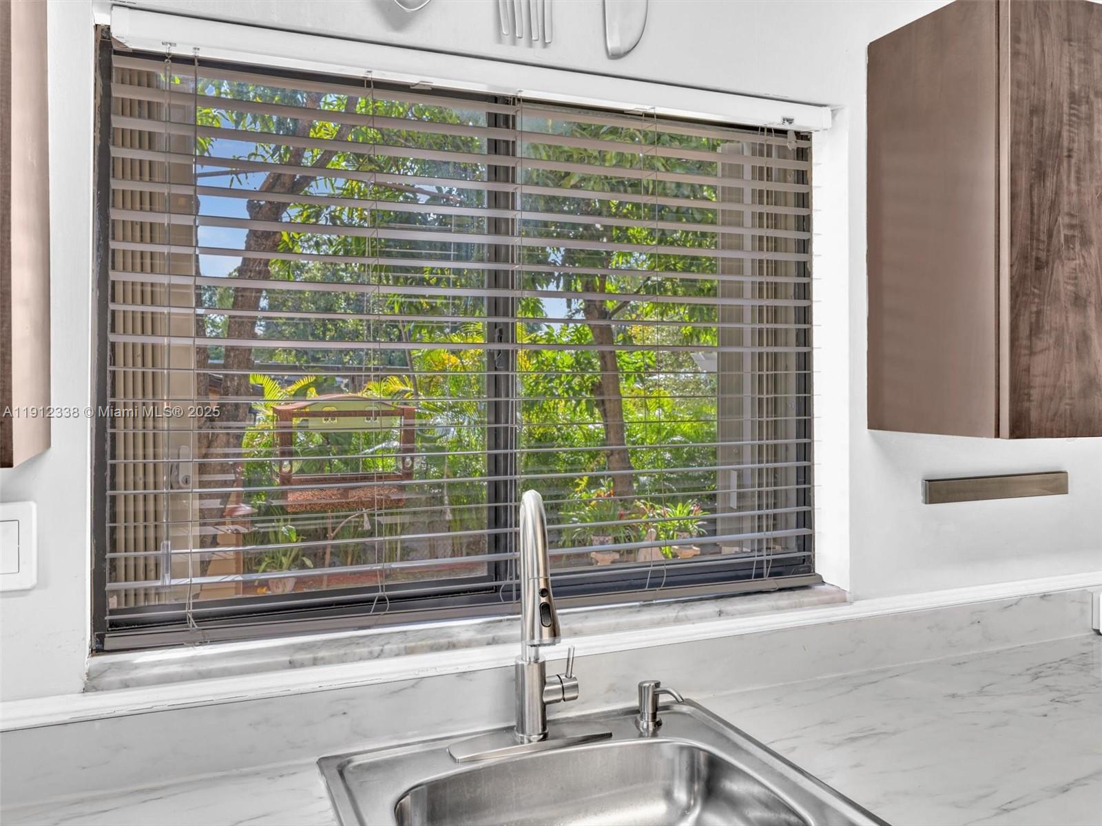 FAIRLAWN - Residential Lease