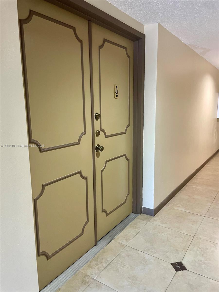 GREYNOLDS PARK CLUB CONDO - Residential