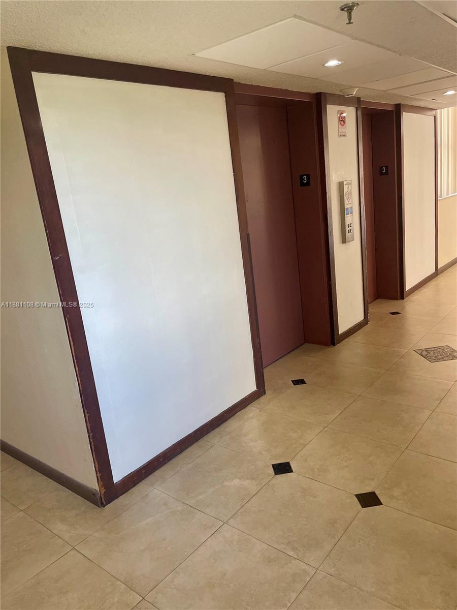 GREYNOLDS PARK CLUB CONDO - Residential