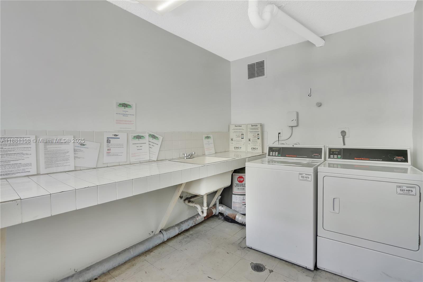 GREYNOLDS PARK CLUB CONDO - Residential