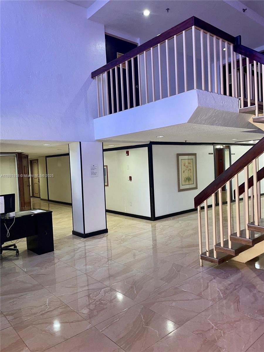 GREYNOLDS PARK CLUB CONDO - Residential