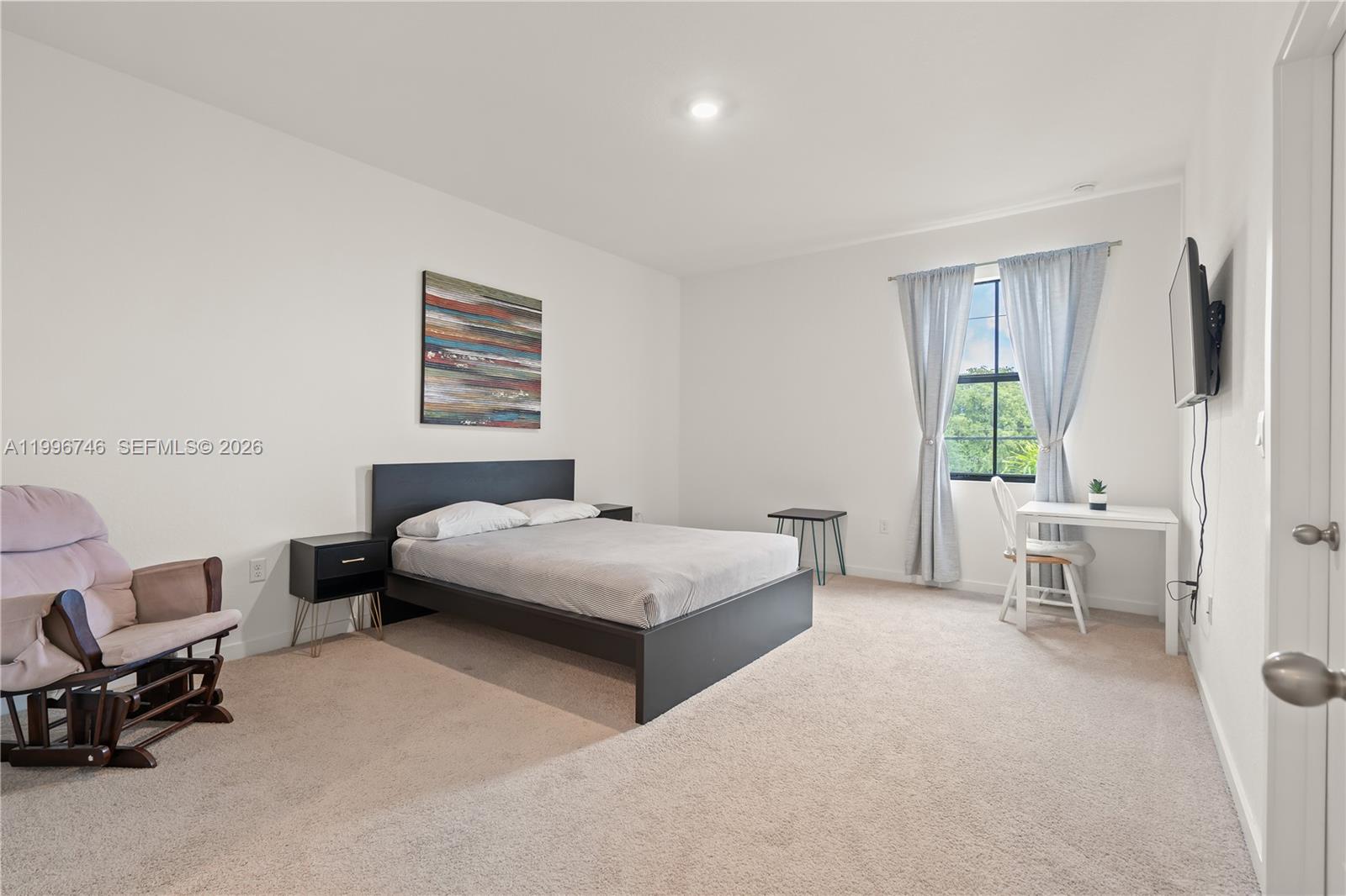 HIGHLAND OAKS - Residential