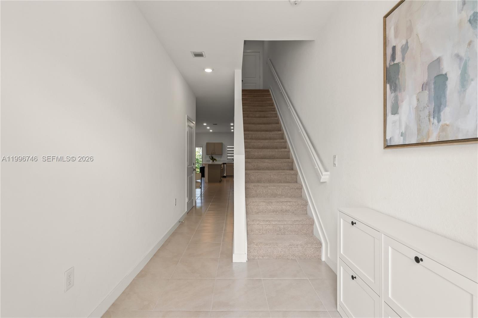 HIGHLAND OAKS - Residential