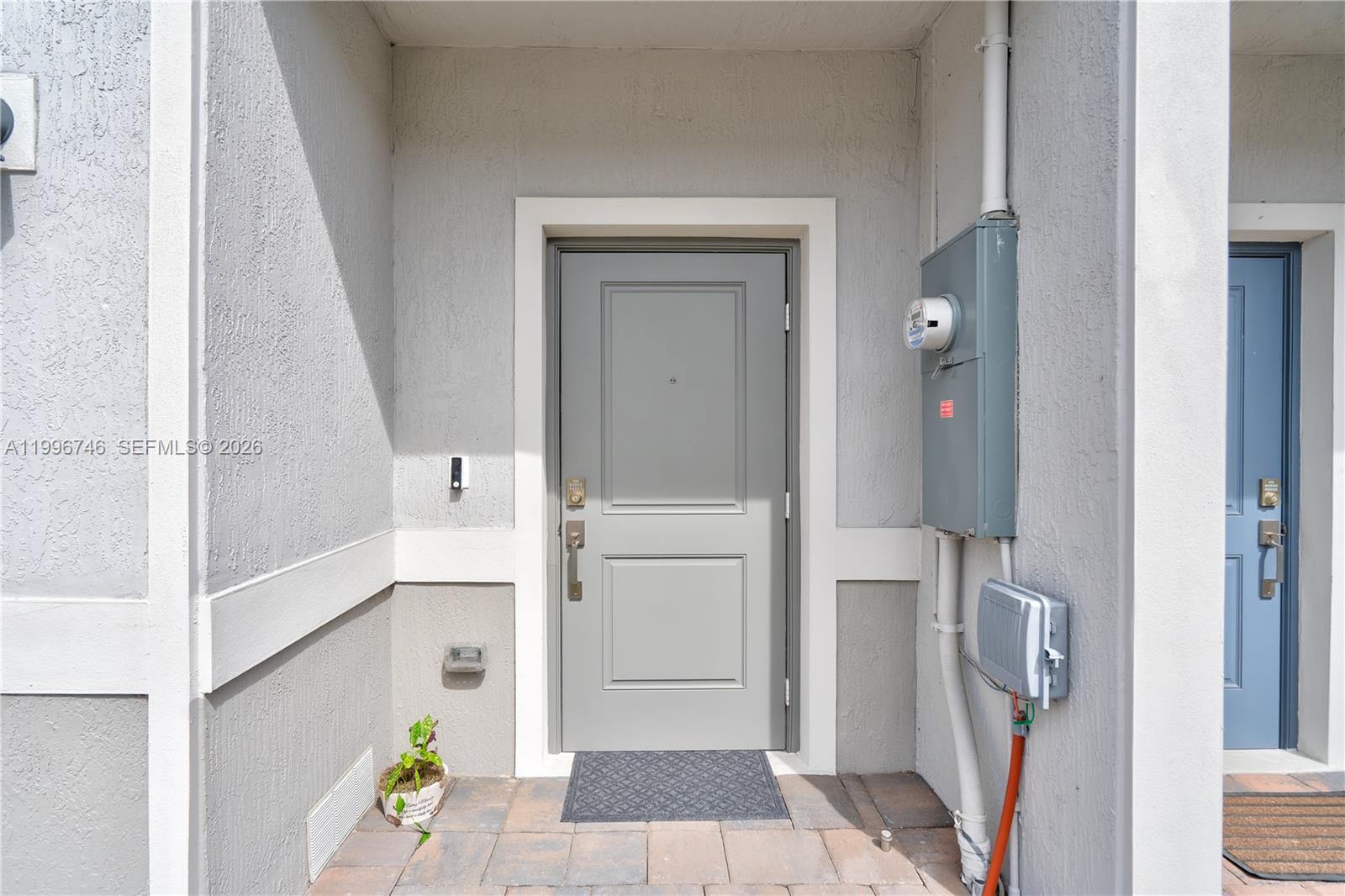 HIGHLAND OAKS - Residential