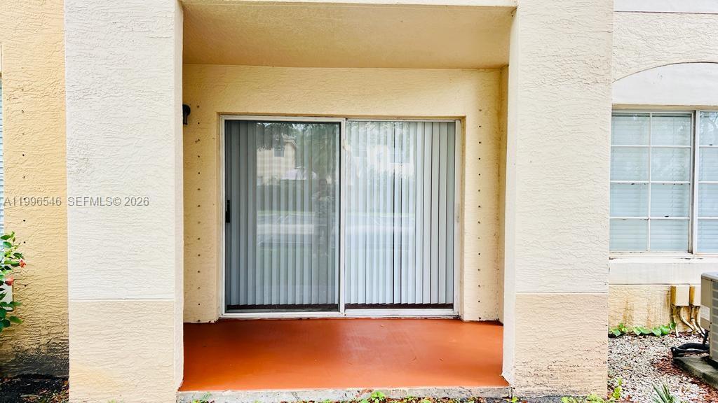 Emerald isle at Laguna - Residential Lease