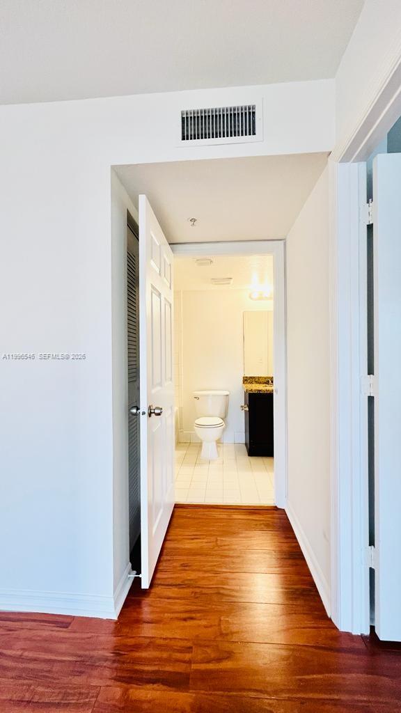 Emerald isle at Laguna - Residential Lease