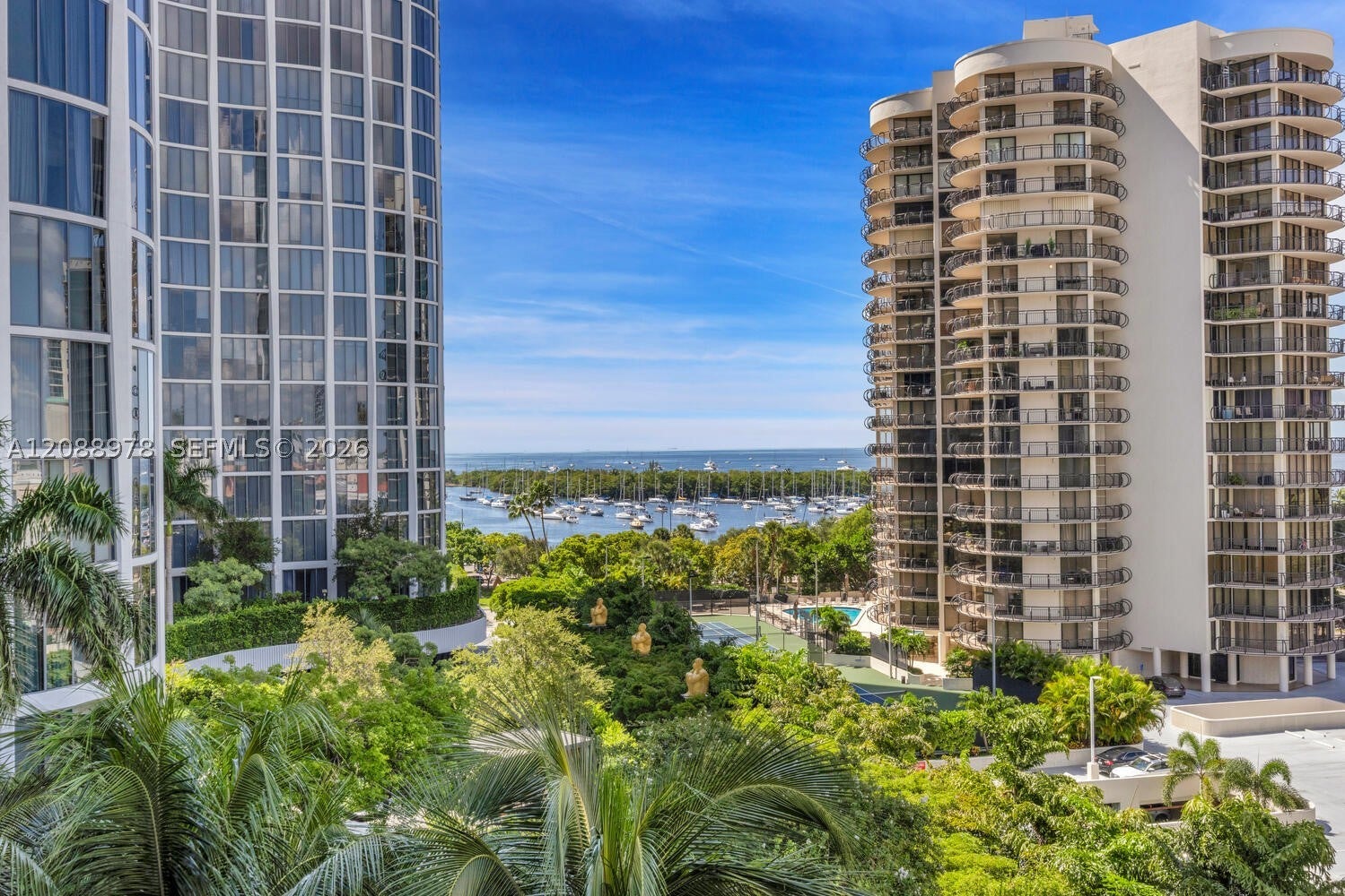 2831 S Bayshore Dr