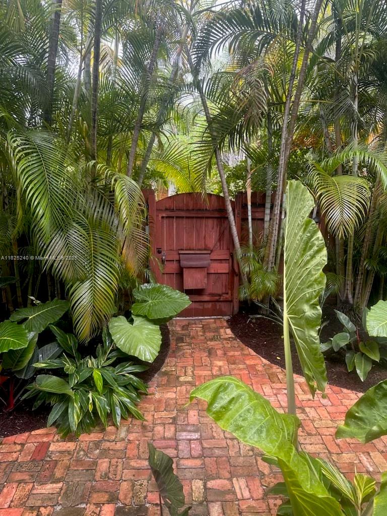 BILTMORE SUB - Residential