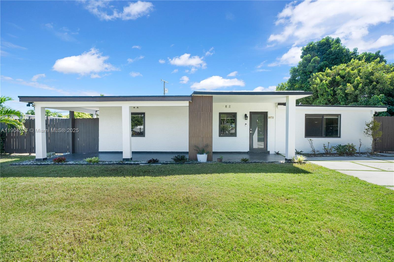 LEISURE CITY SEC 2 - Residential