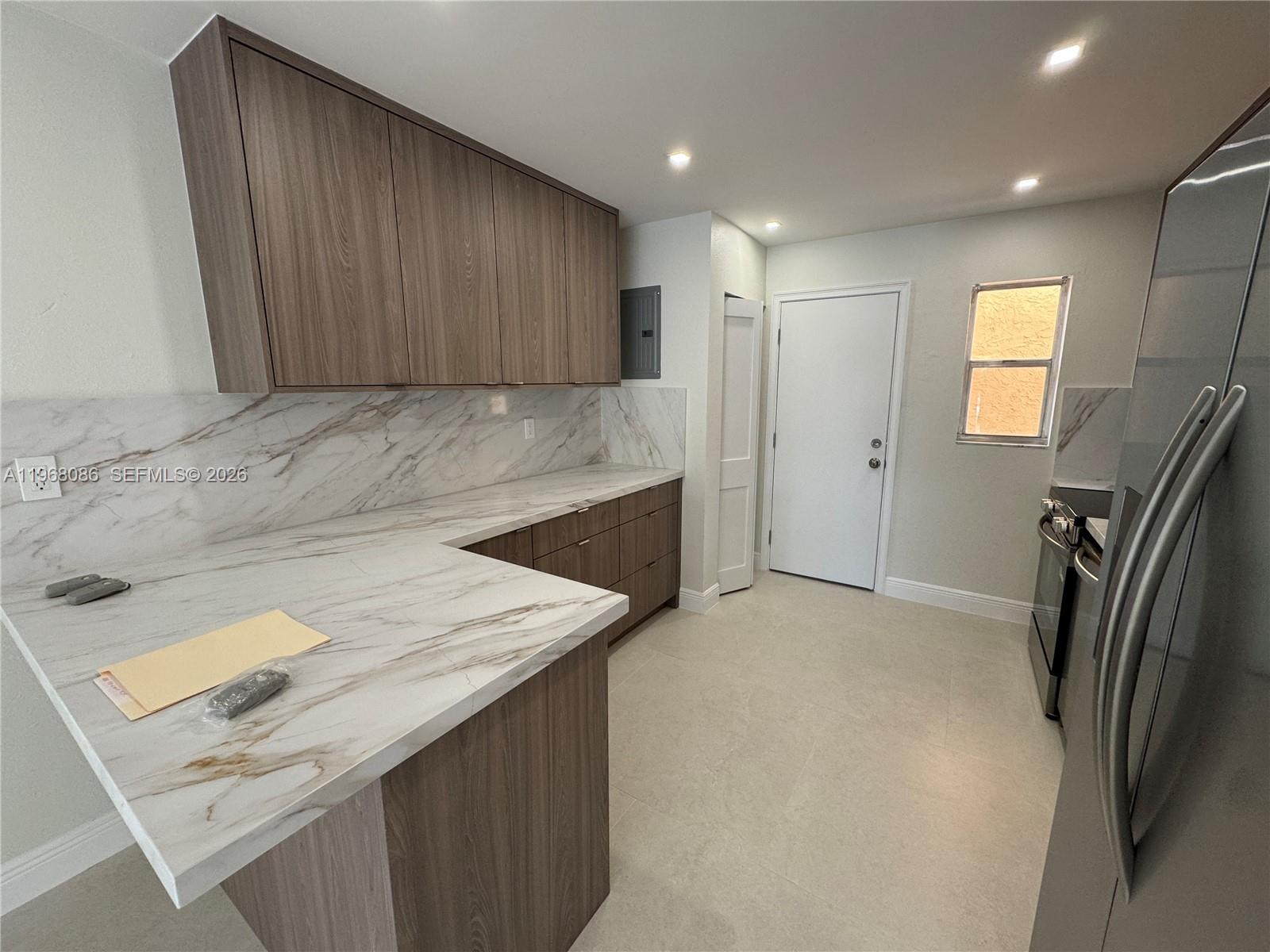 WESTLAND EDEN CONDO II - Residential