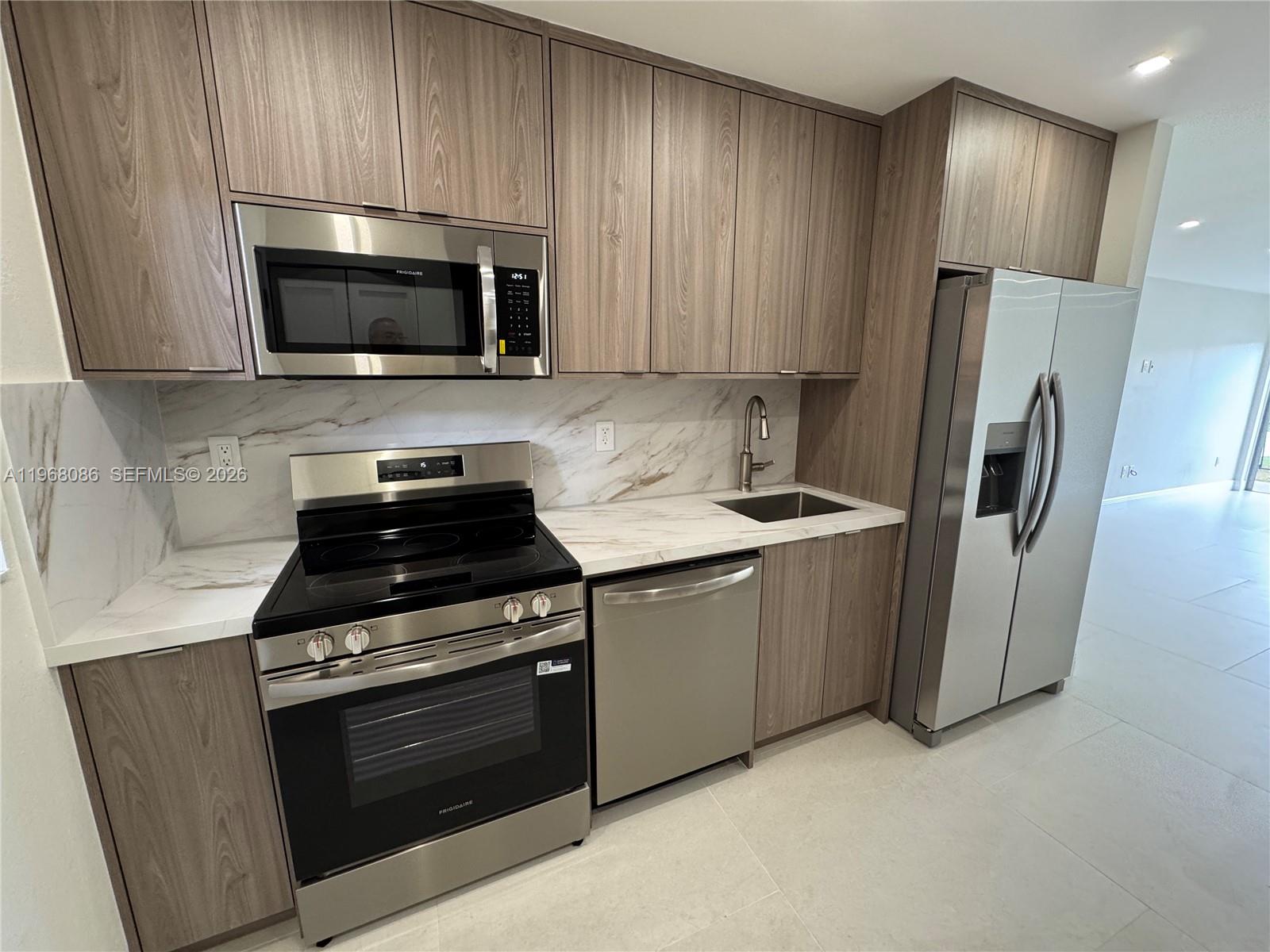 WESTLAND EDEN CONDO II - Residential