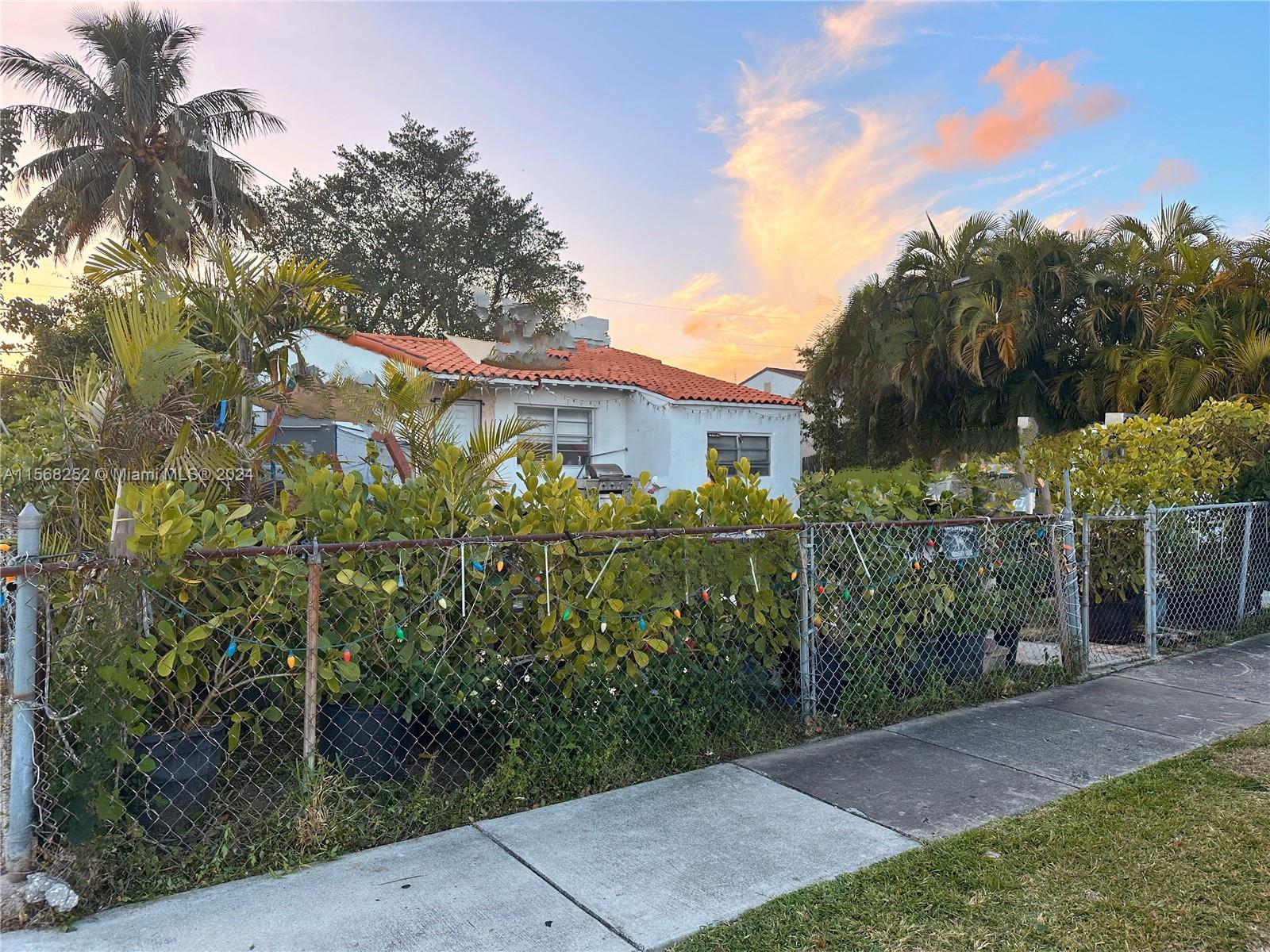 LAWRENCE PARK AMD - Residential