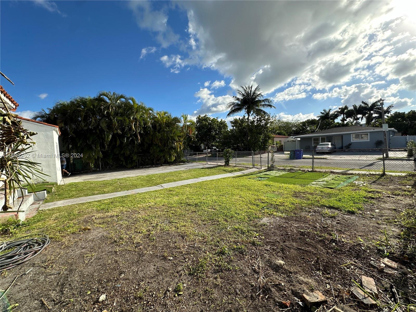 LAWRENCE PARK AMD - Residential