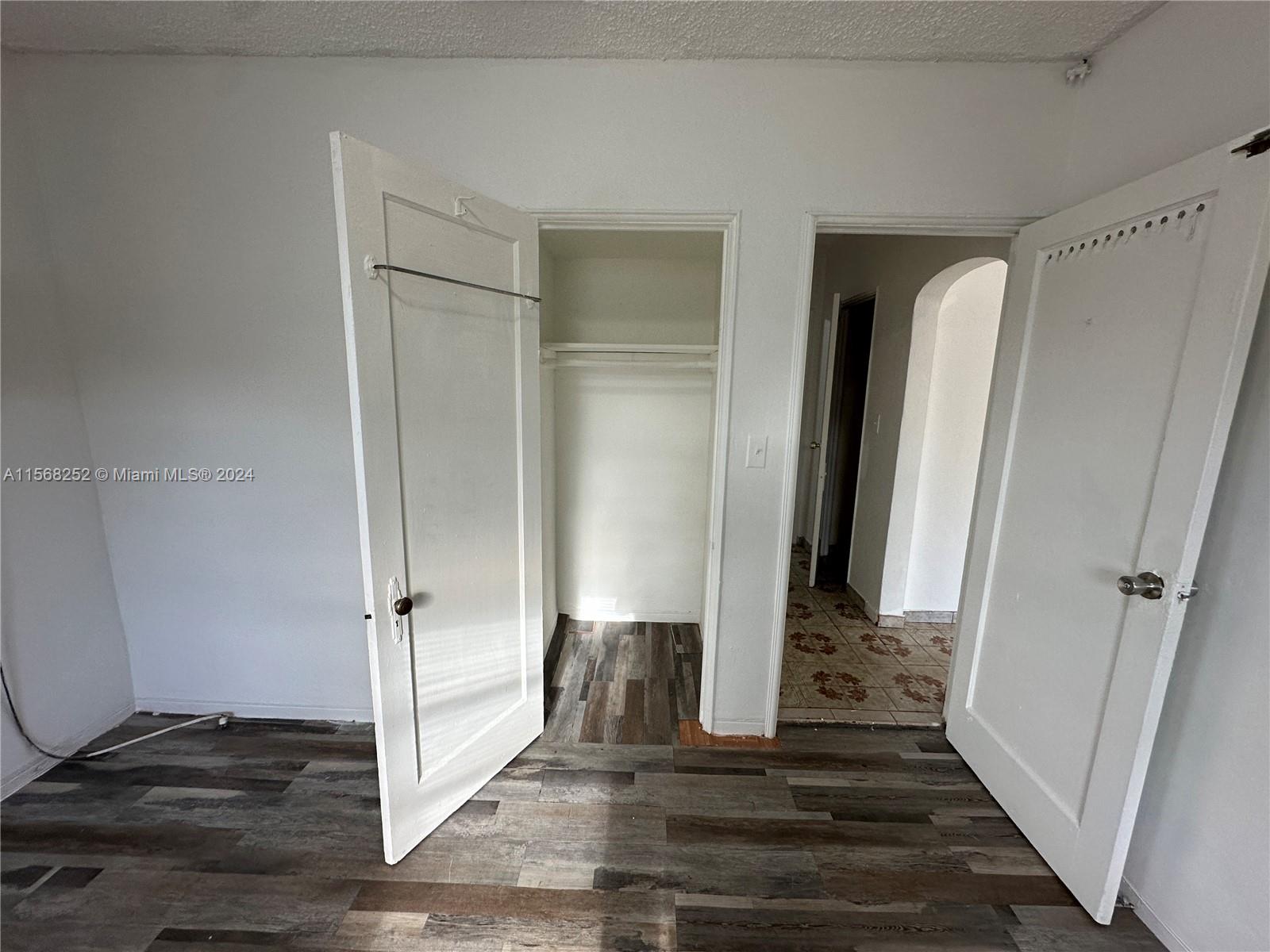 LAWRENCE PARK AMD - Residential