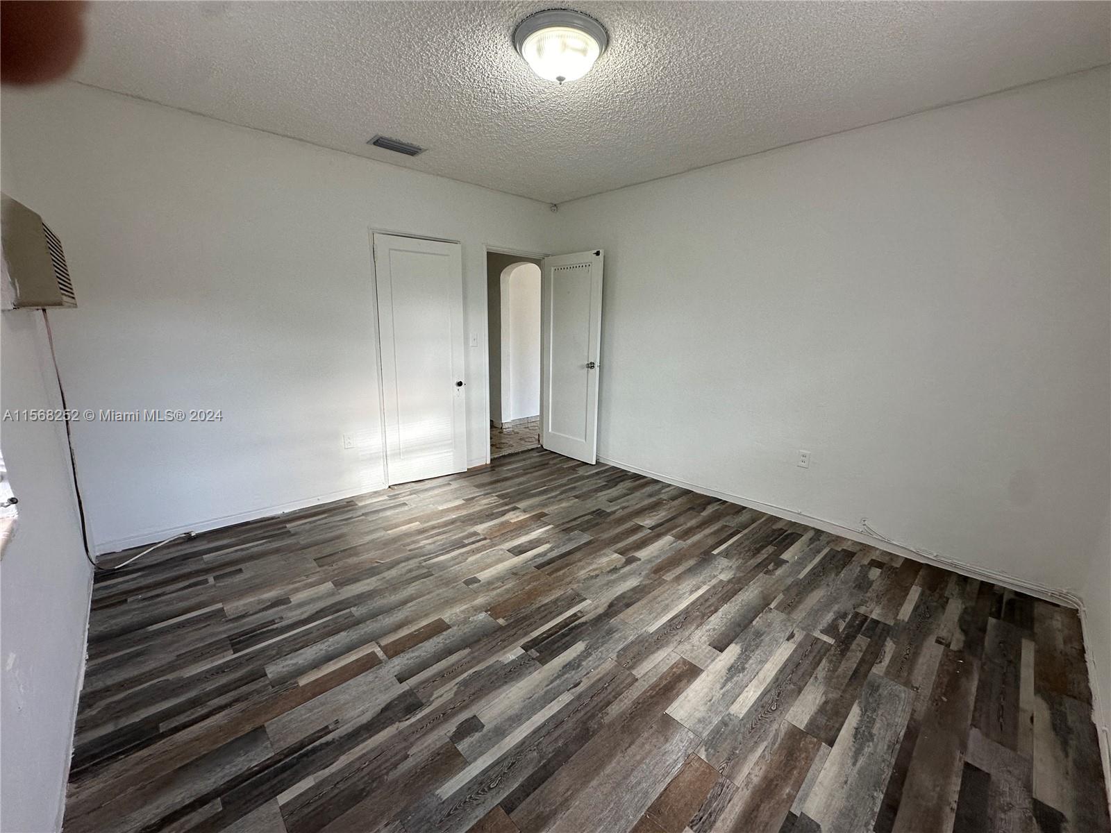 LAWRENCE PARK AMD - Residential