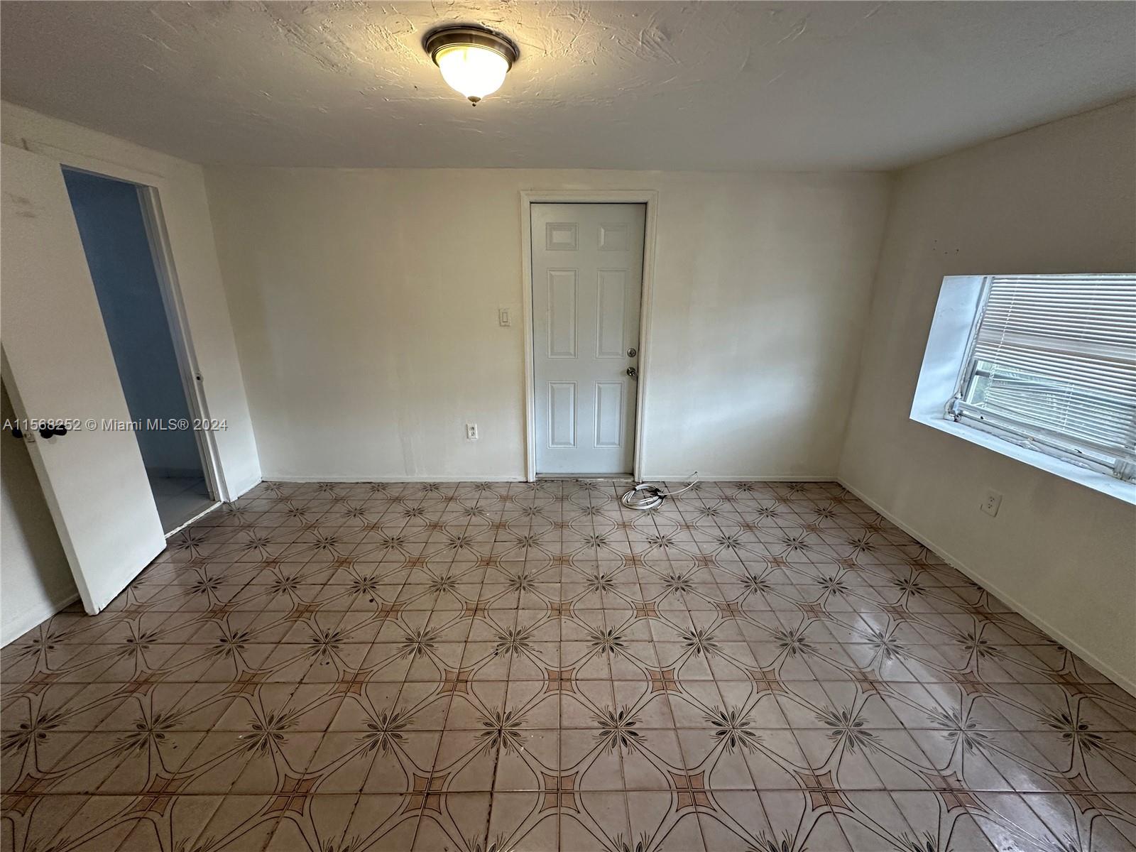 LAWRENCE PARK AMD - Residential