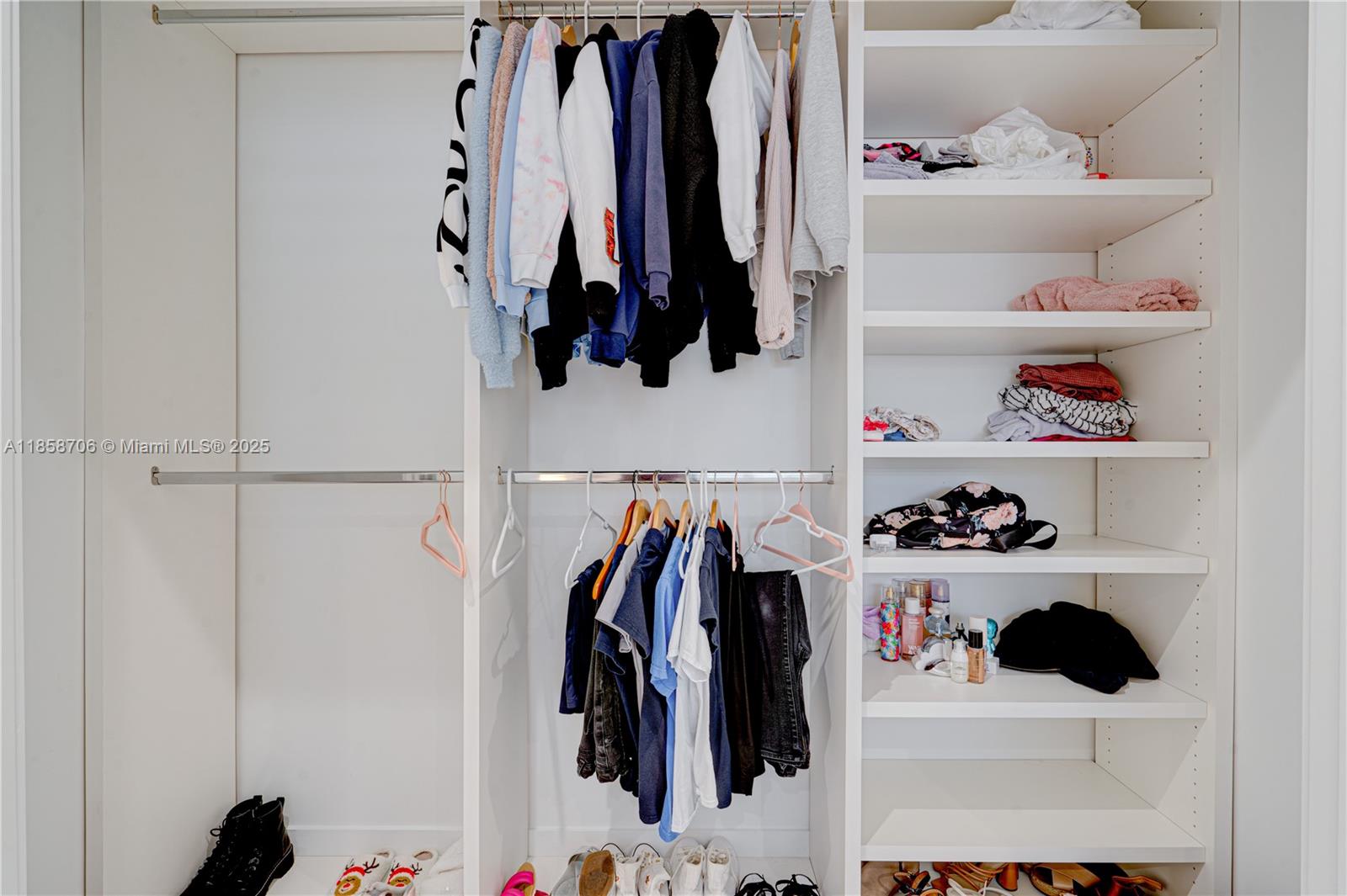 LARO SUB - Residential