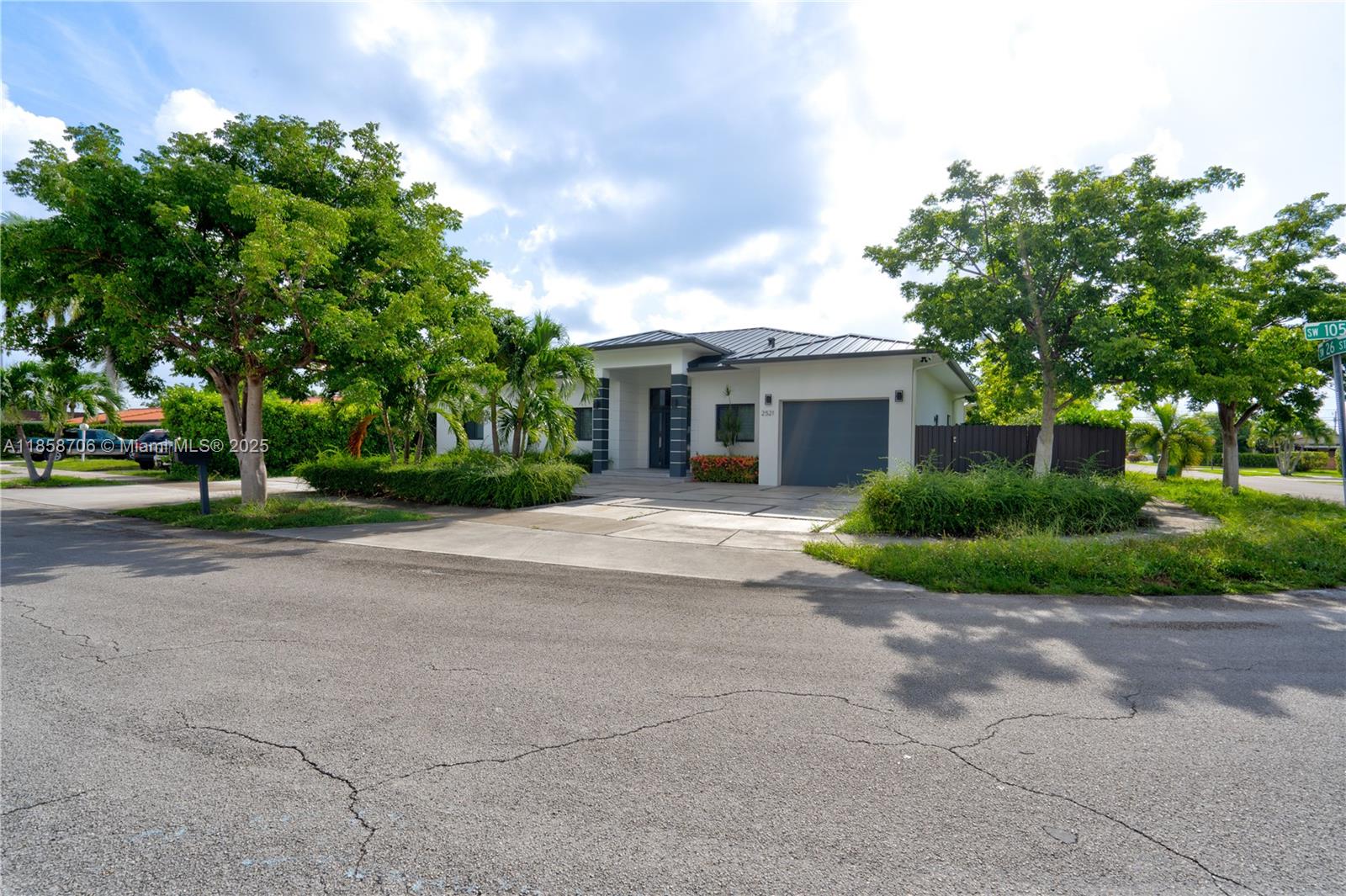 LARO SUB - Residential