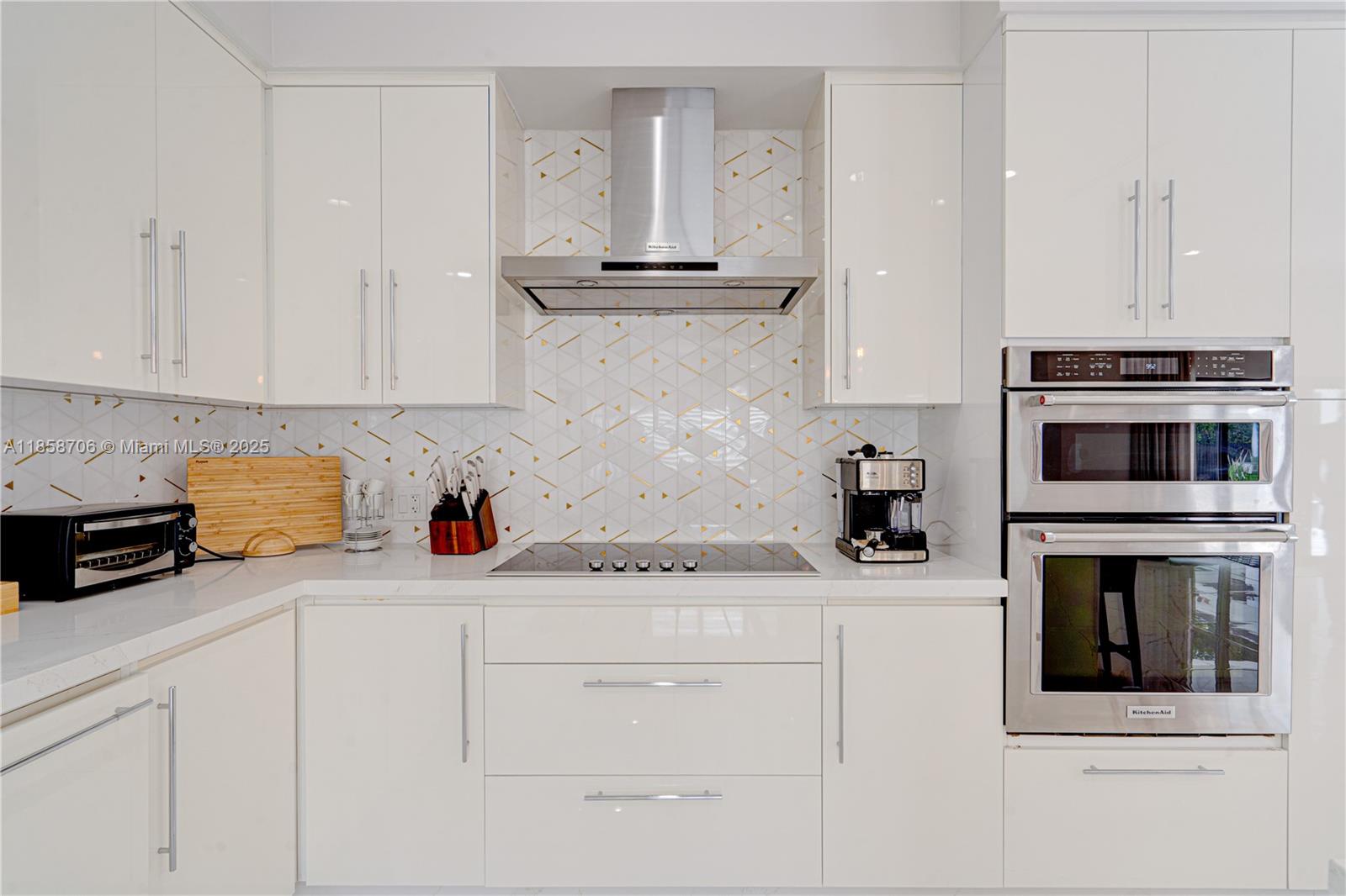 LARO SUB - Residential