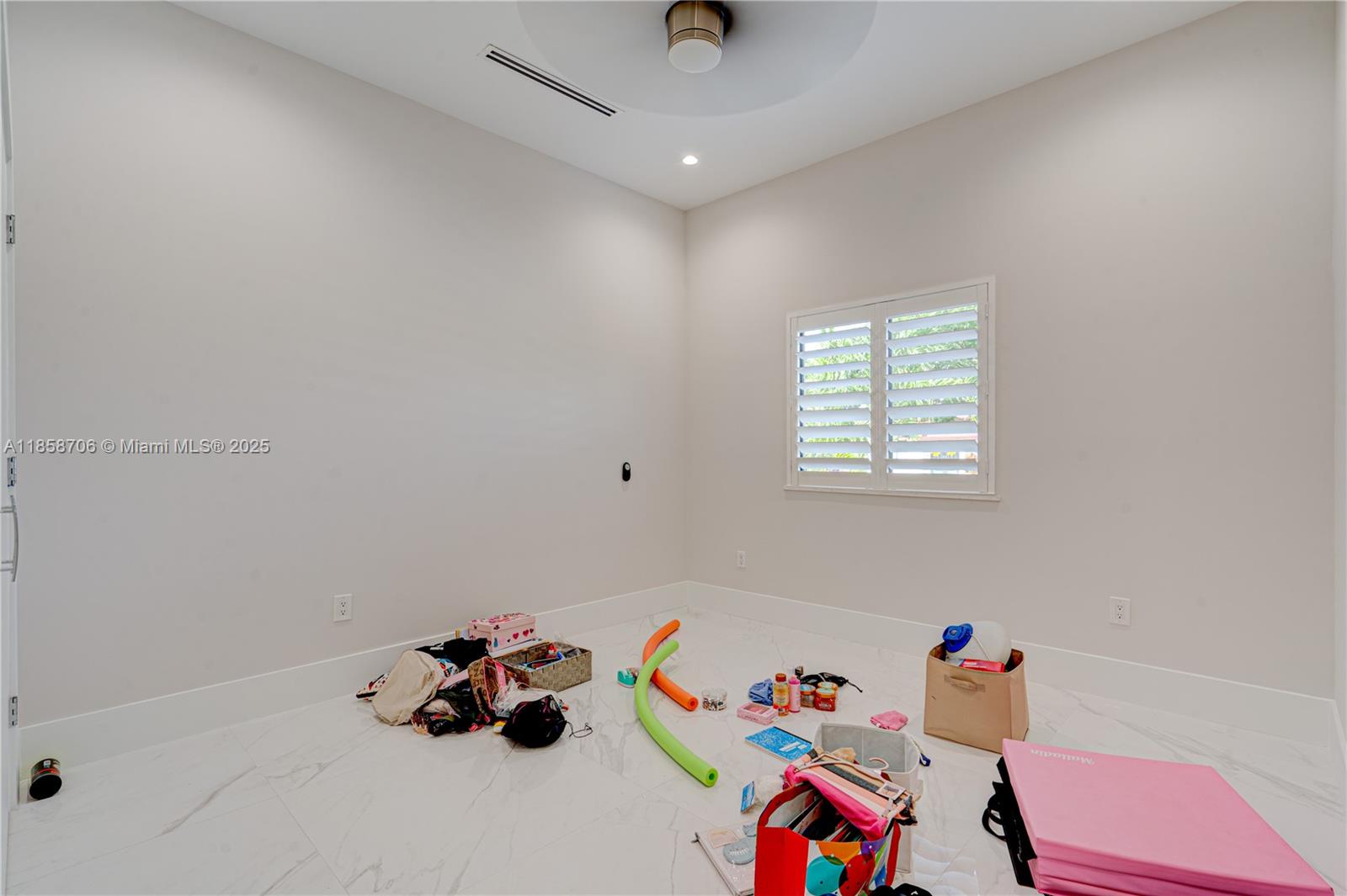 LARO SUB - Residential