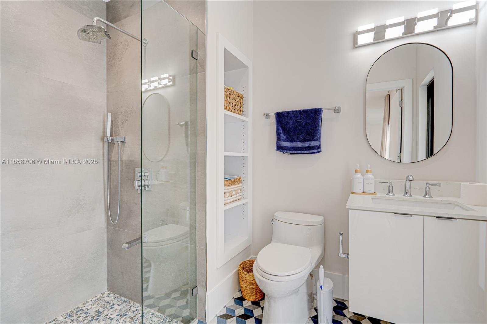 LARO SUB - Residential