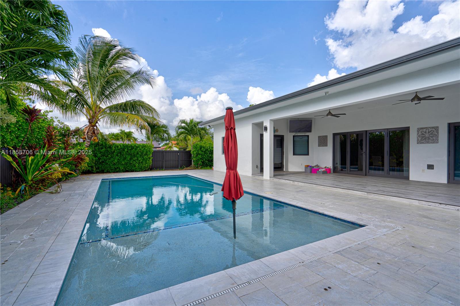 LARO SUB - Residential