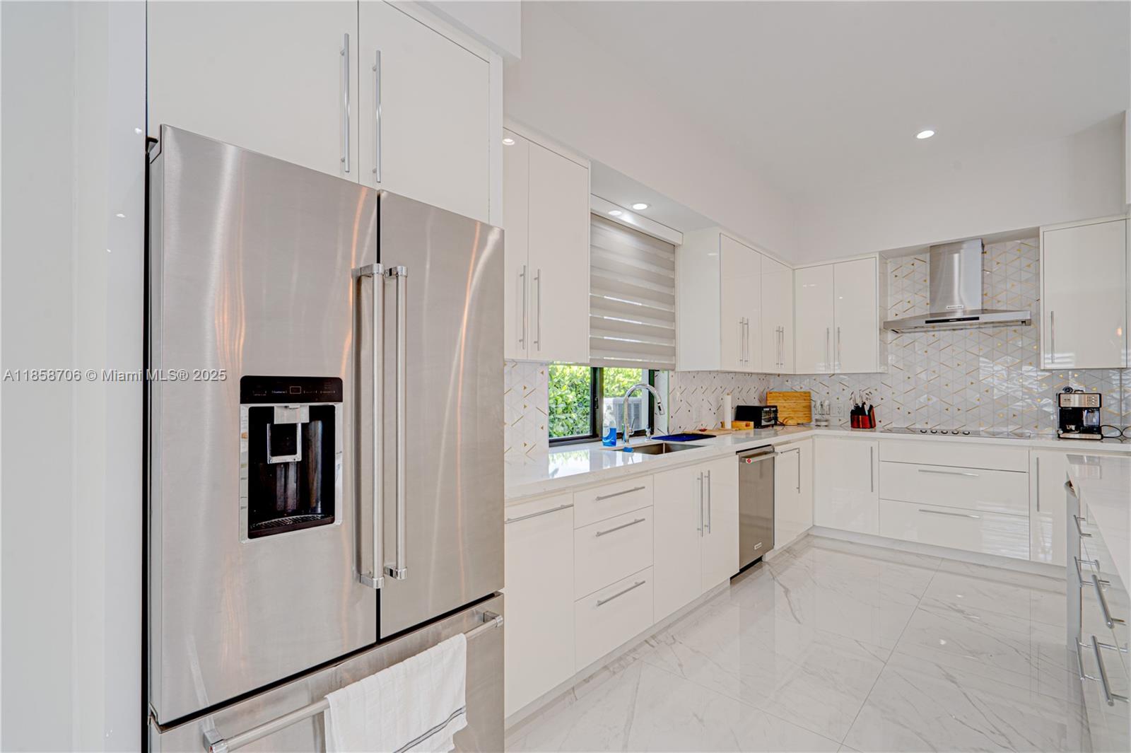 LARO SUB - Residential