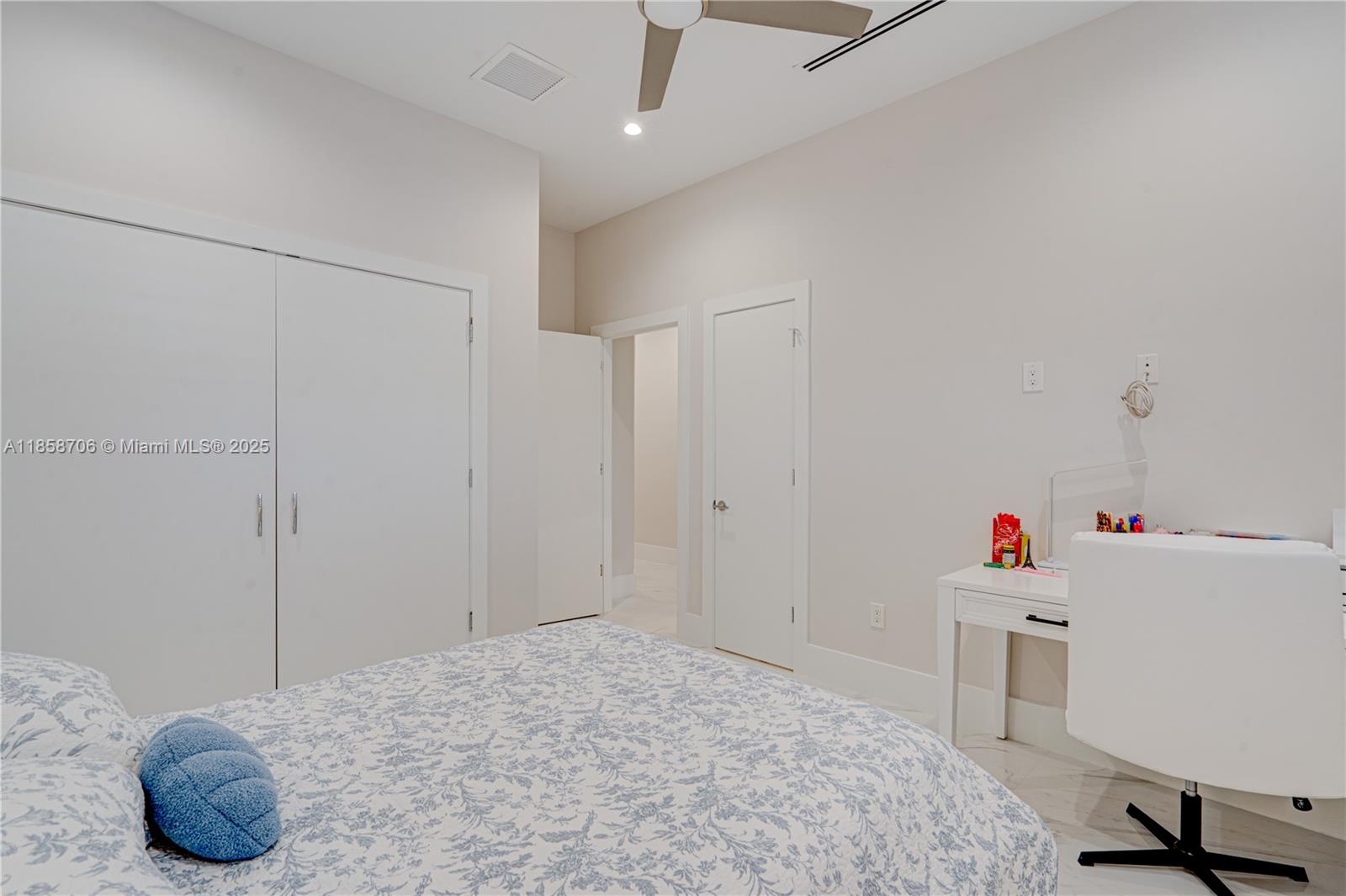 LARO SUB - Residential