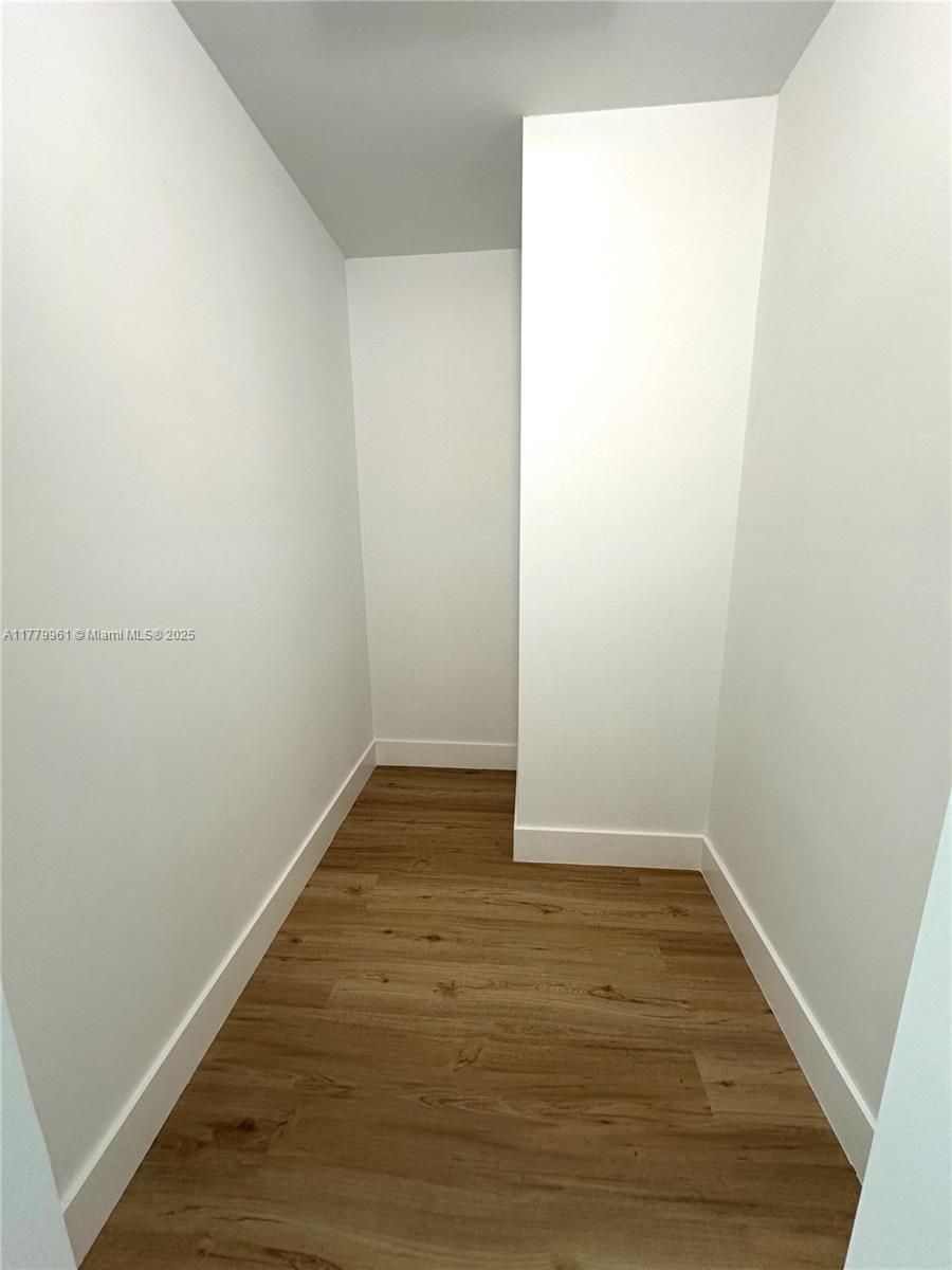 CHARLESTOWNE - Residential