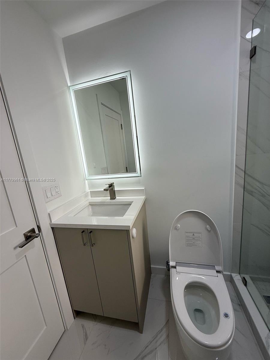 CHARLESTOWNE - Residential