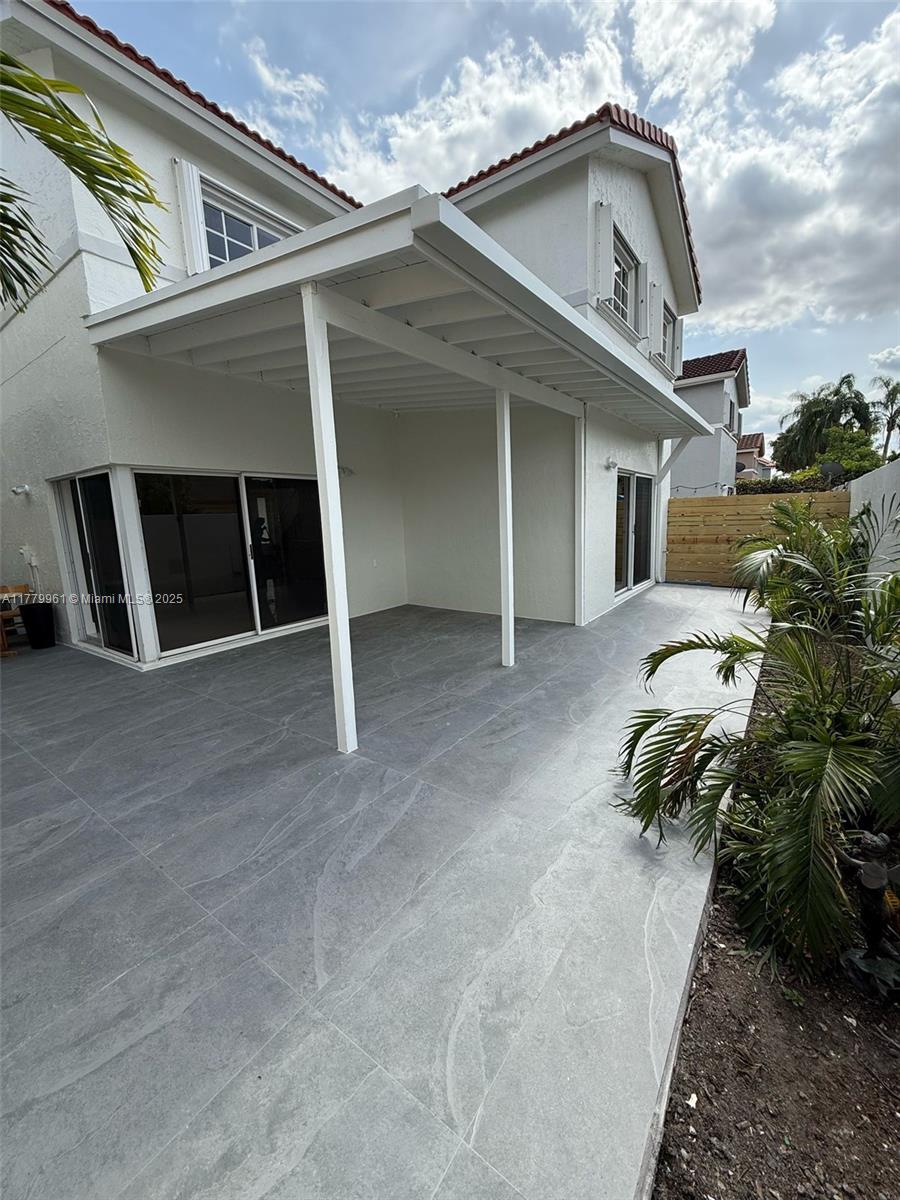 CHARLESTOWNE - Residential