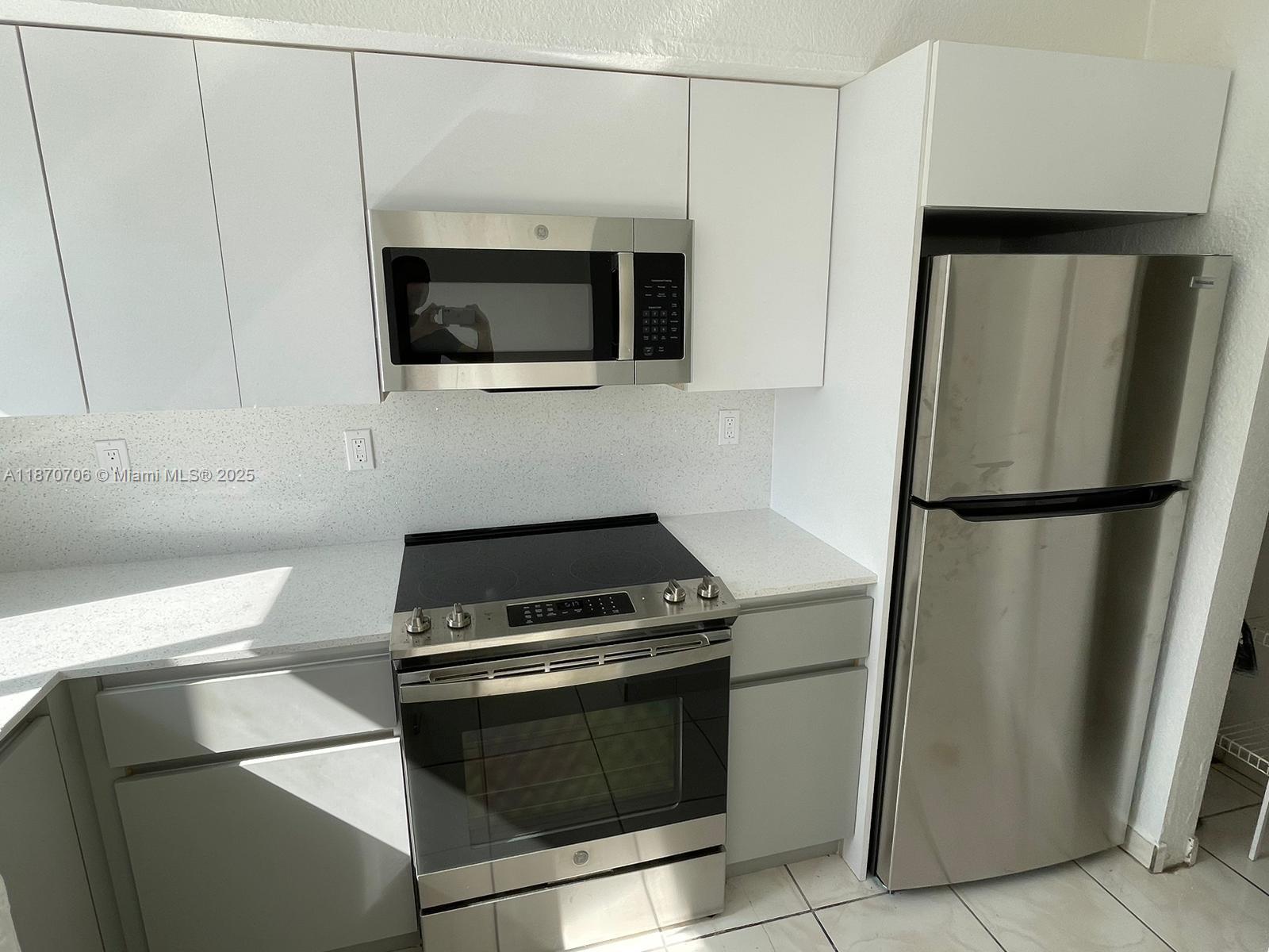 406 NW 84th Ter 406