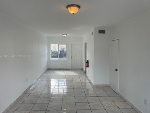 406 NW 84th Ter 406 Miami FL 33150