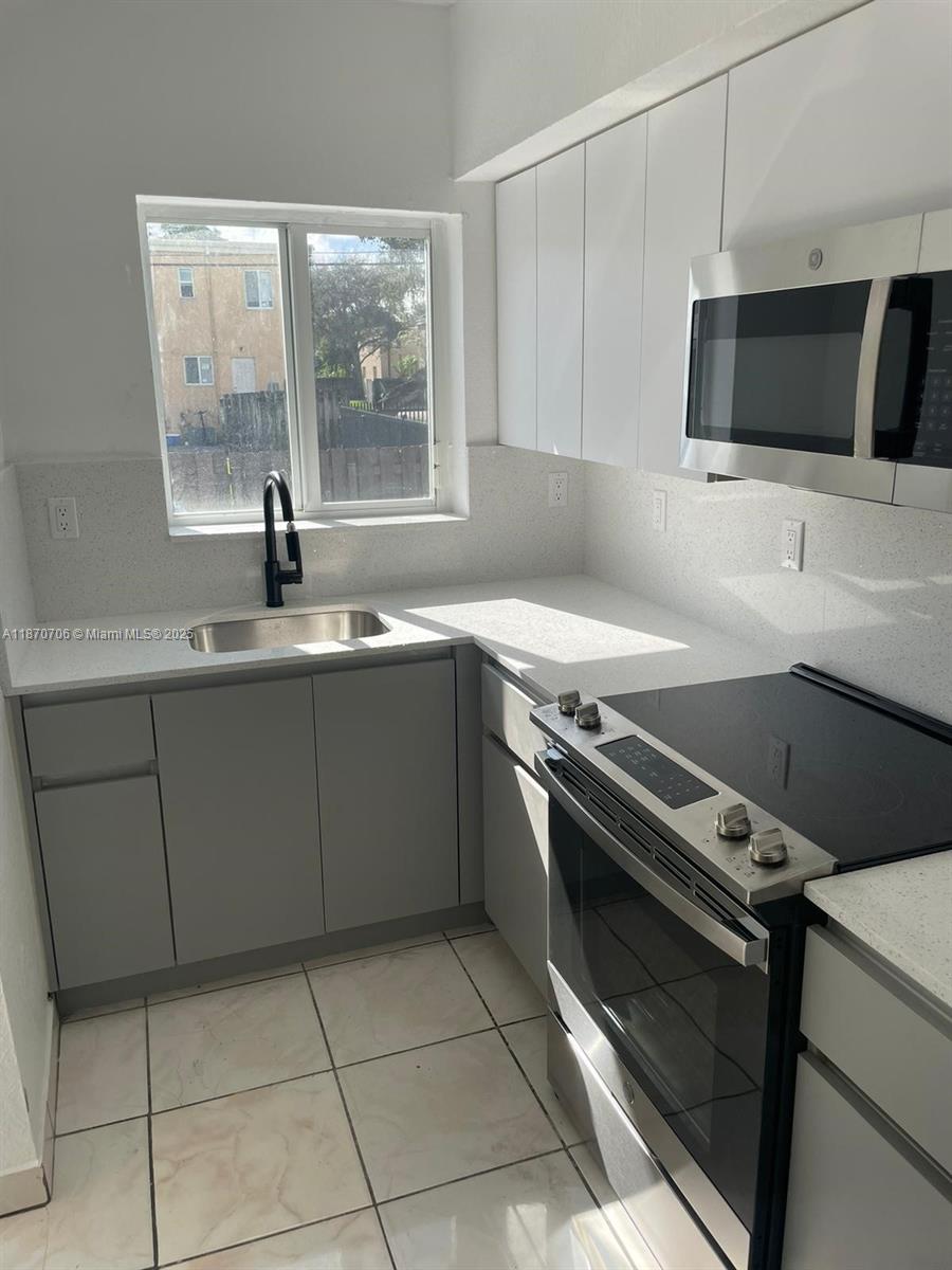 406 NW 84th Ter 406