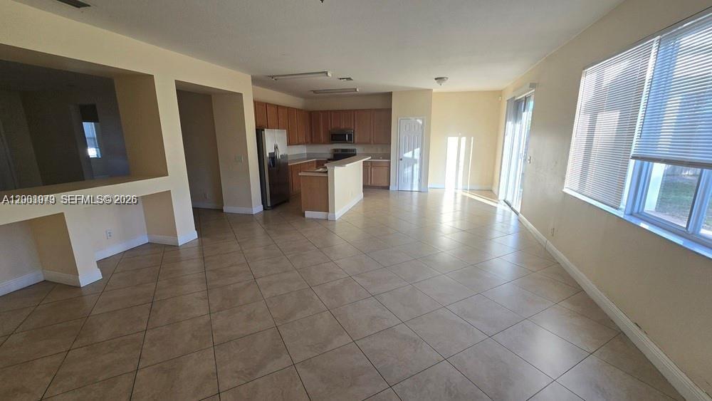 PORT SAINT LUCIE - Residential Lease