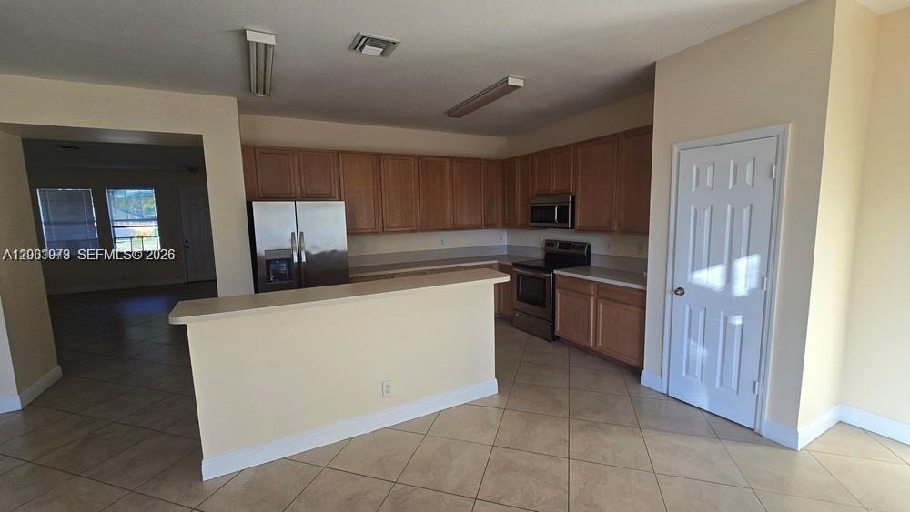 PORT SAINT LUCIE - Residential Lease